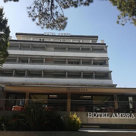Hotel Ambra Линяно Сабиадоро Екстериор снимка